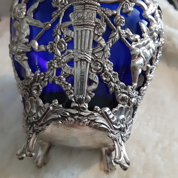 Cobalt Blue glass with silver metal - Picture 3 of 11